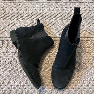 Toms Suede Boots